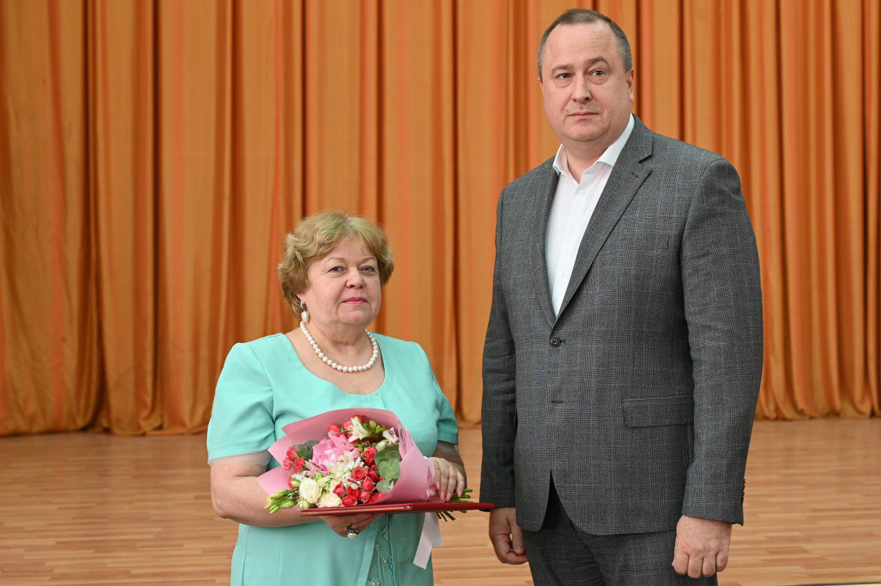 Серпуховское отделение областного противотуберкулёзного диспансера поздравили со 100-летием