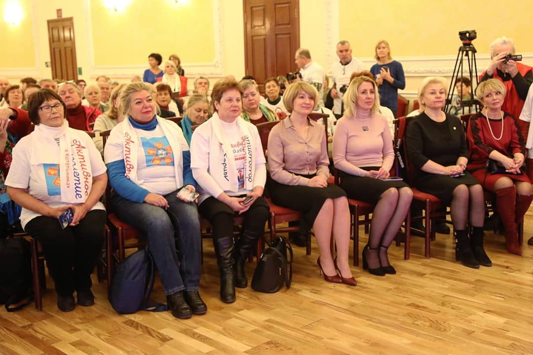 Юлия Купецкая приняла участие в мероприятиях "Активного долголетия" Юлия Купецкая приняла участие в мероприятиях "Активного долголетия"