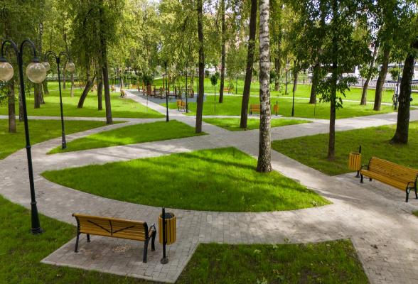 В Серпухове завершились работы по благоустройству сквера на Северной площади