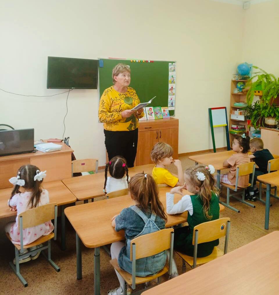 О правилах пользования библиотекой рассказали дошкольникам Серпухова 