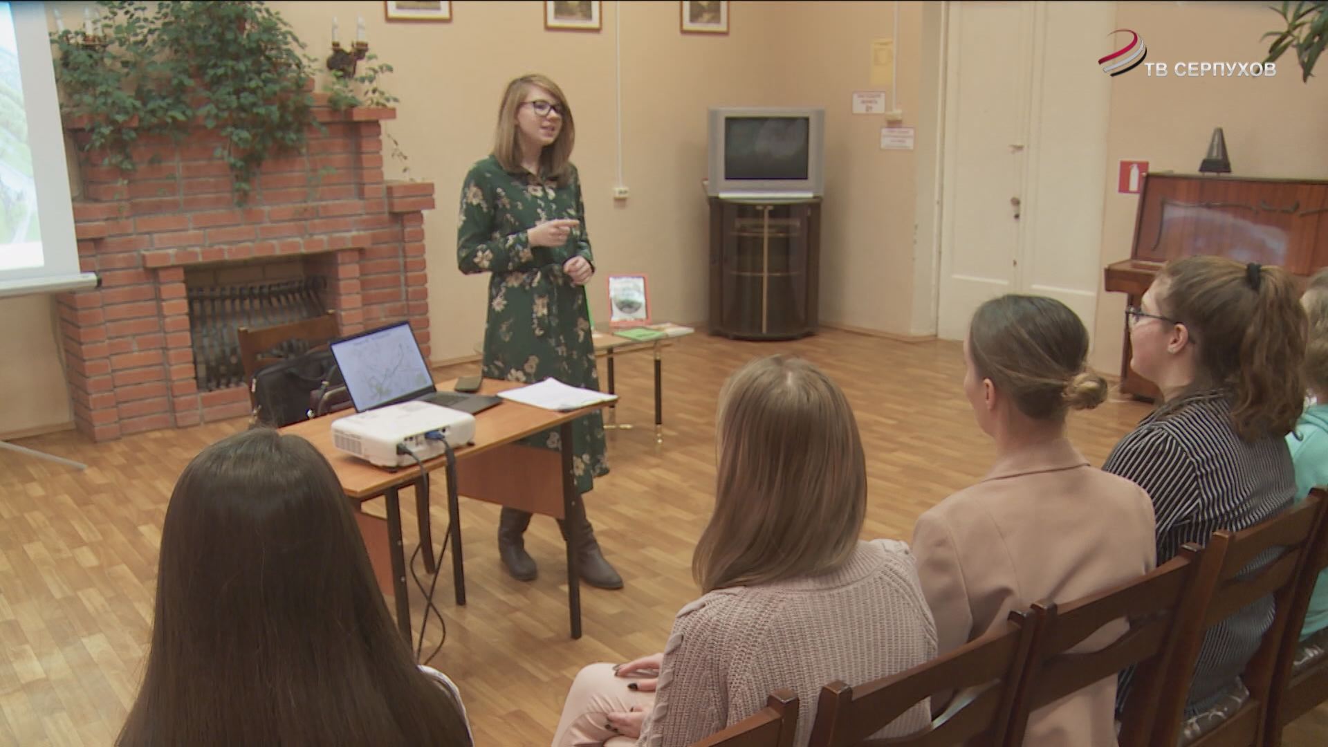 В Серпухове работает «Школа молодого экскурсовода» для студентов В Серпухове работает «Школа молодого экскурсовода» для студентов