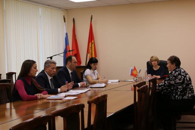 Глава Серпухова Юлия Купецкая провела очередной прием граждан Глава Серпухова Юлия Купецкая провела очередной прием граждан