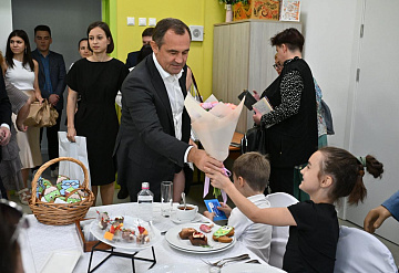 «Единая Россия» проведёт традиционную акцию «Собери ребёнка в школу»