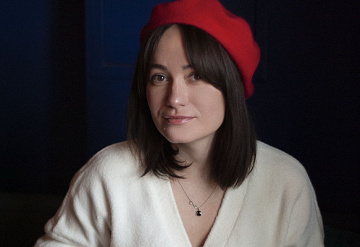 В День елочных игрушек керамист Евгения Оха раскрывает секреты создания праздника