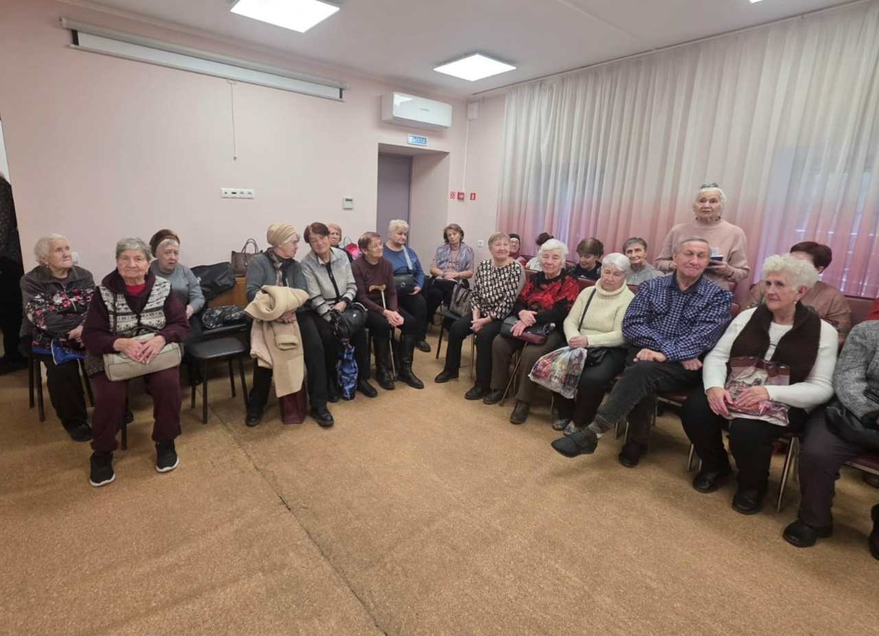 В Серпуховском Доме ветеранов организовали концерт ко Дню матери