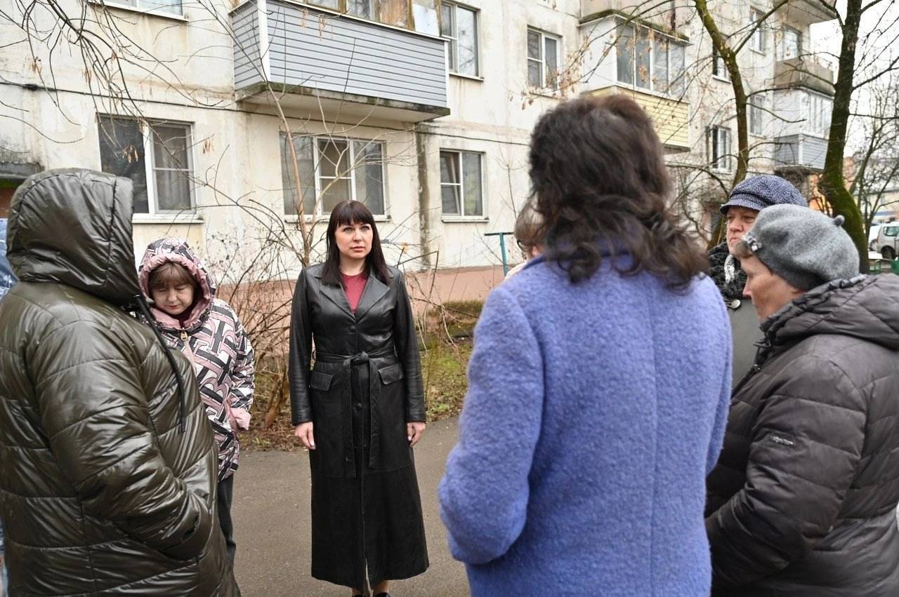 В Серпухове проверили устранение подтоплений и протечек в многоквартирных домах