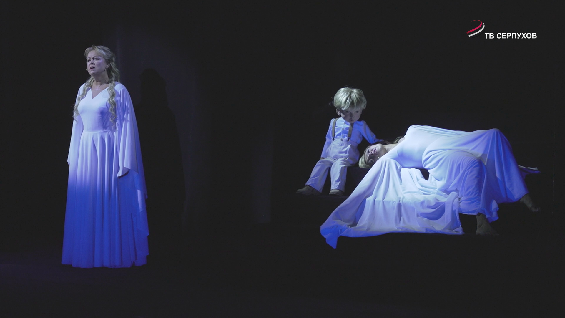 В Серпухове показали спектакль «Эхо Анны Герман»