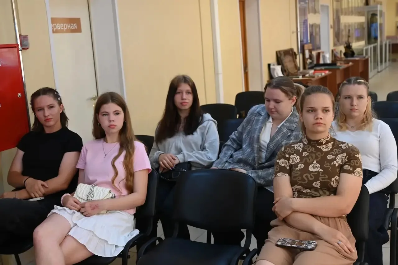 В молодёжном центре «Патриот» состоялось первое заседание Молодёжной территориальной избирательной комиссии 