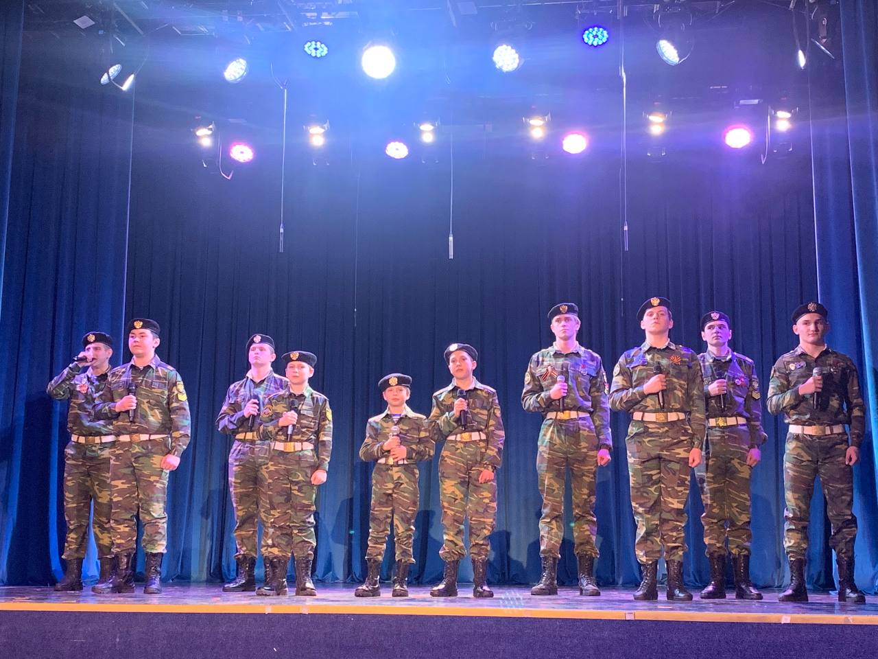 В Серпухове прошло военно-патриотическое мероприятие для молодёжи «Я служу России»