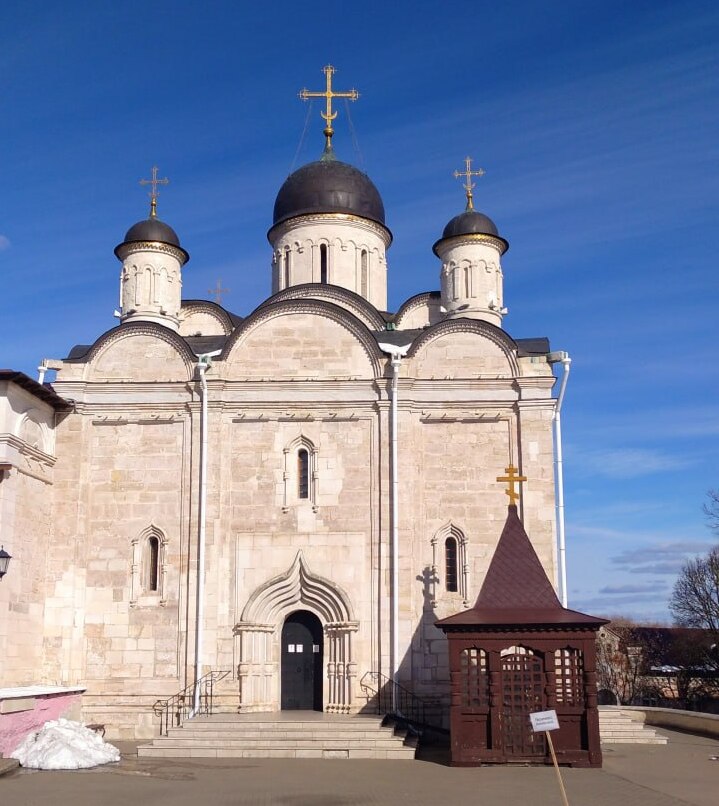Введенский Владычний женский монастырь Серпухова отмечает престольный праздник - Введение во Храм Пресвятой Богородицы