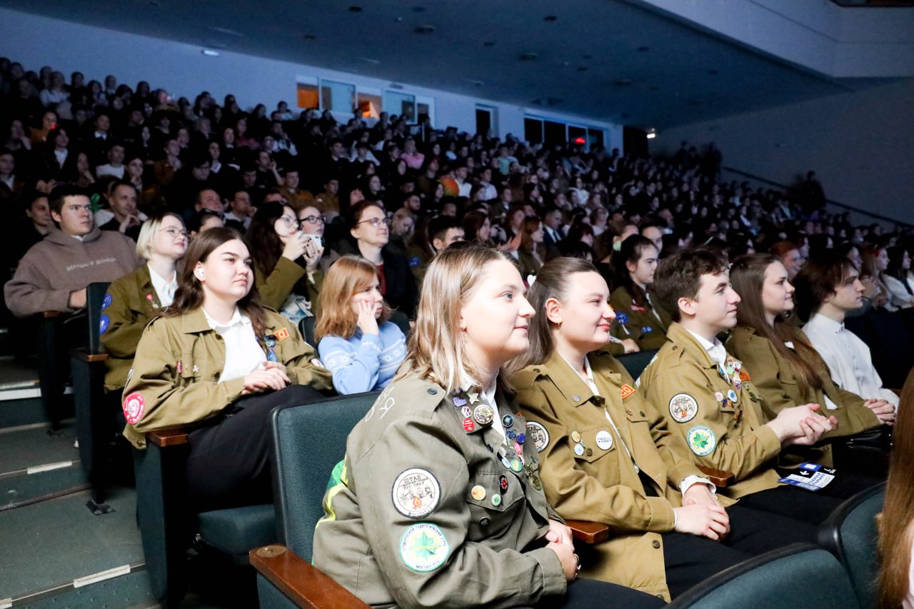 В Подмосковье приняли закон о поддержке деятельности студенческих отрядов