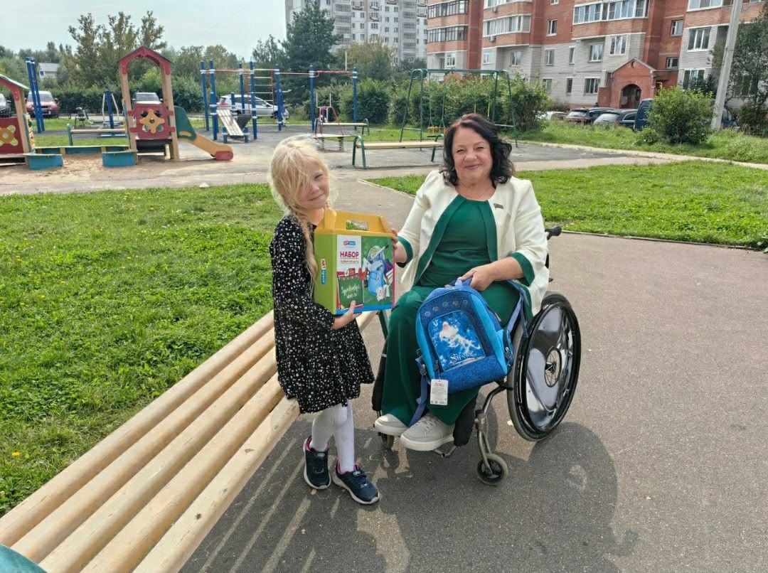 Депутат Мособлдумы Татьяна Карзубова встретилась с семьёй - победителем конкурса «Семья года»