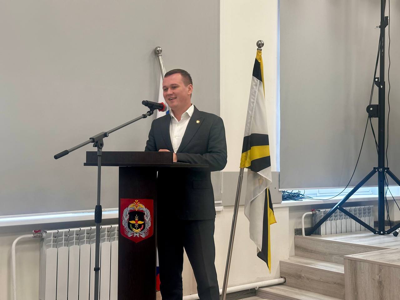 Коллектив воинской части 25801 в Серпухове поздравили с 56-летием учреждения