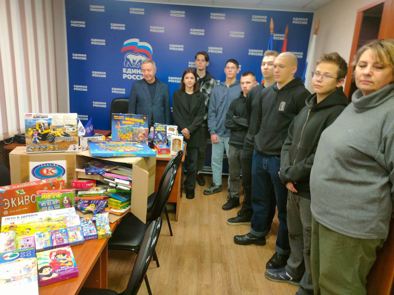 «Коробка храбрости» в Серпухове продолжает пополняться благодаря неравнодушным жителям