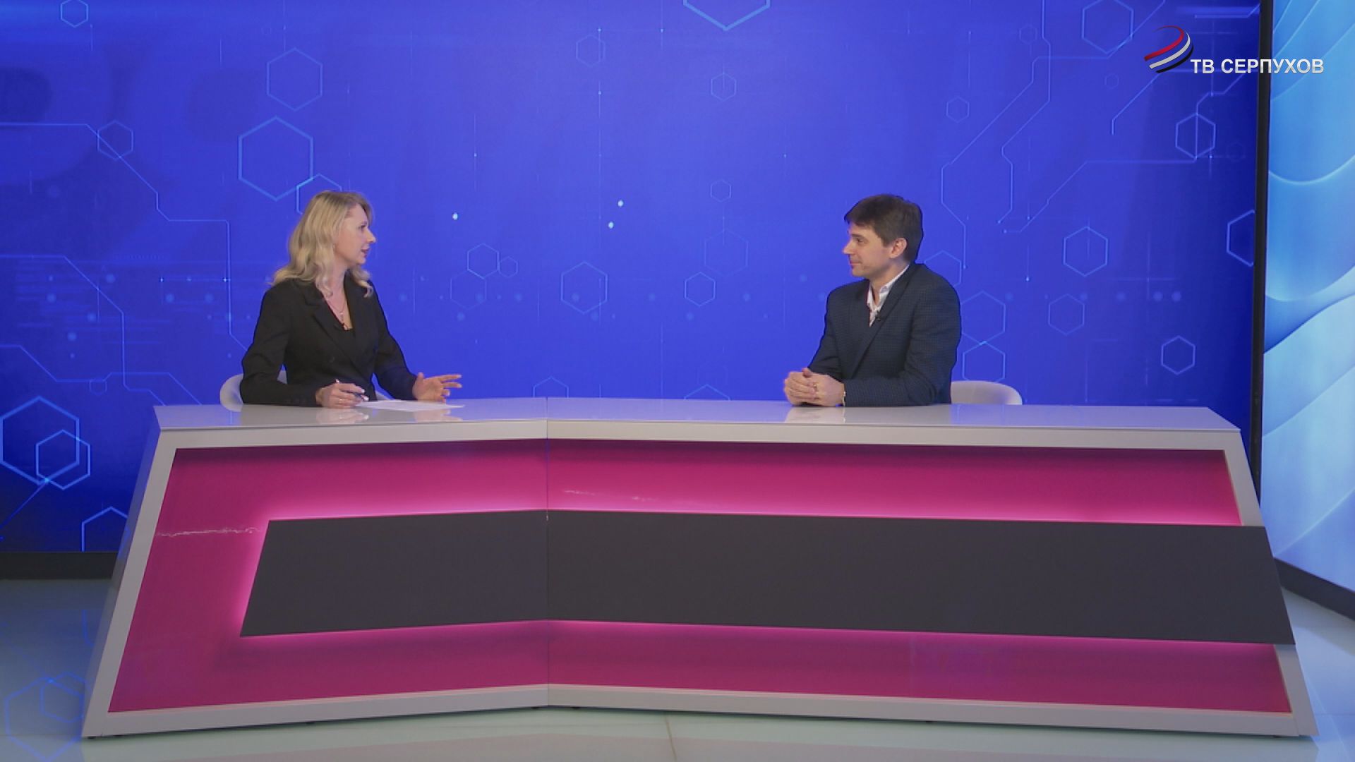 Прямой разговор. Дмитрий Глухов - о себе и работе в театре