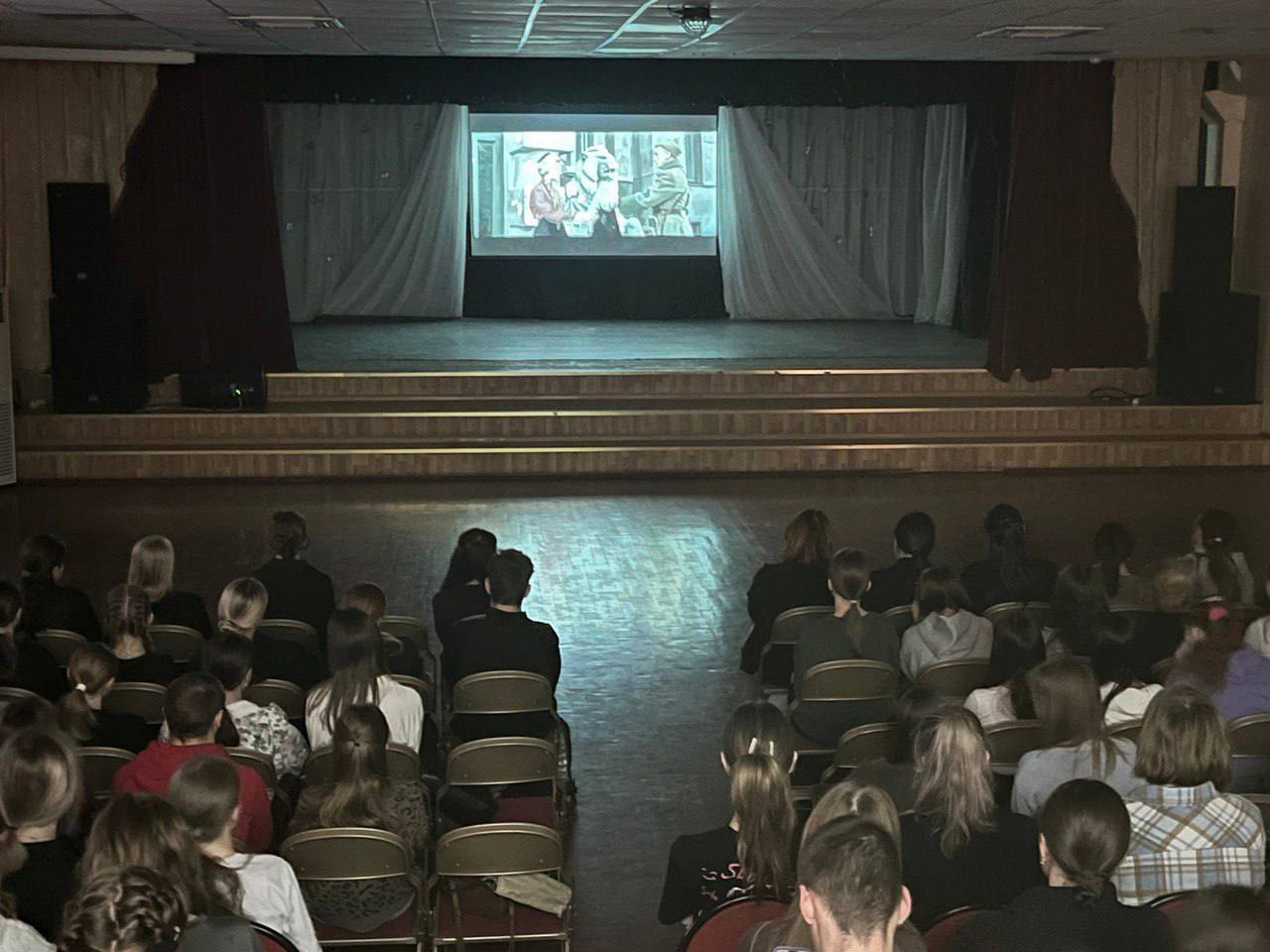 В Губернском колледже Серпухова состоялся показ фильма «Офицеры»