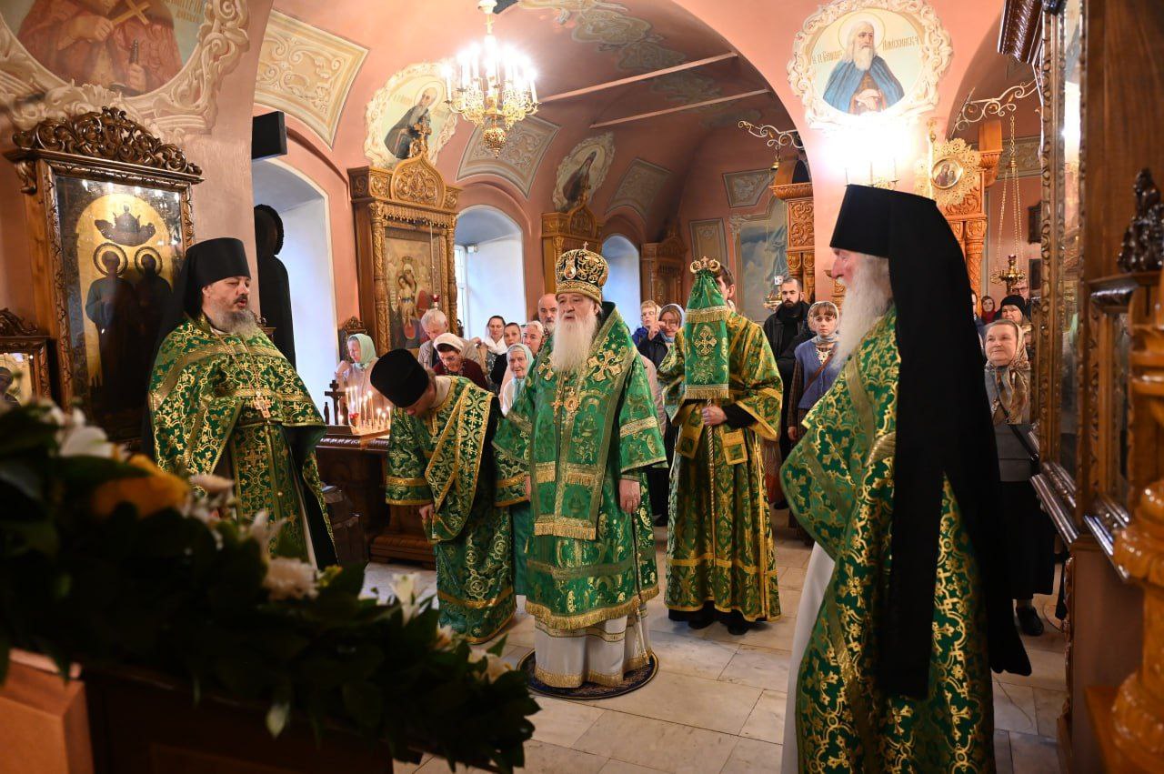 Высоцкому мужскому монастырю в Серпухове исполнился 651 год