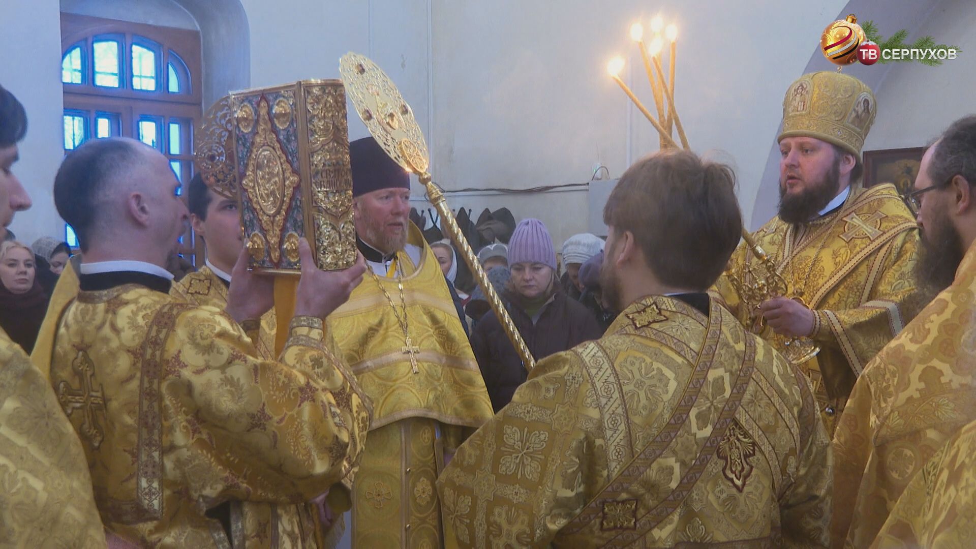 В Липицком храме прошло архиерейское богослужение