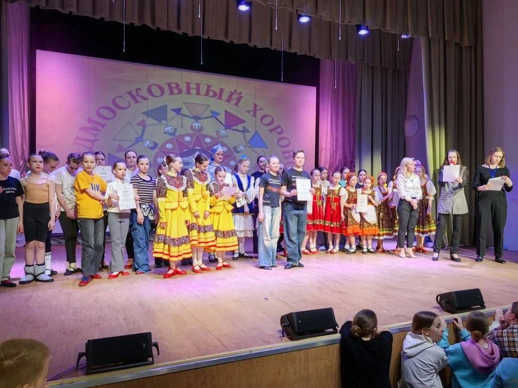 Юные танцоры из Большого Серпухова успешно дебютировали на региональном фестивале-конкурсе «Подмосковный хоровод»