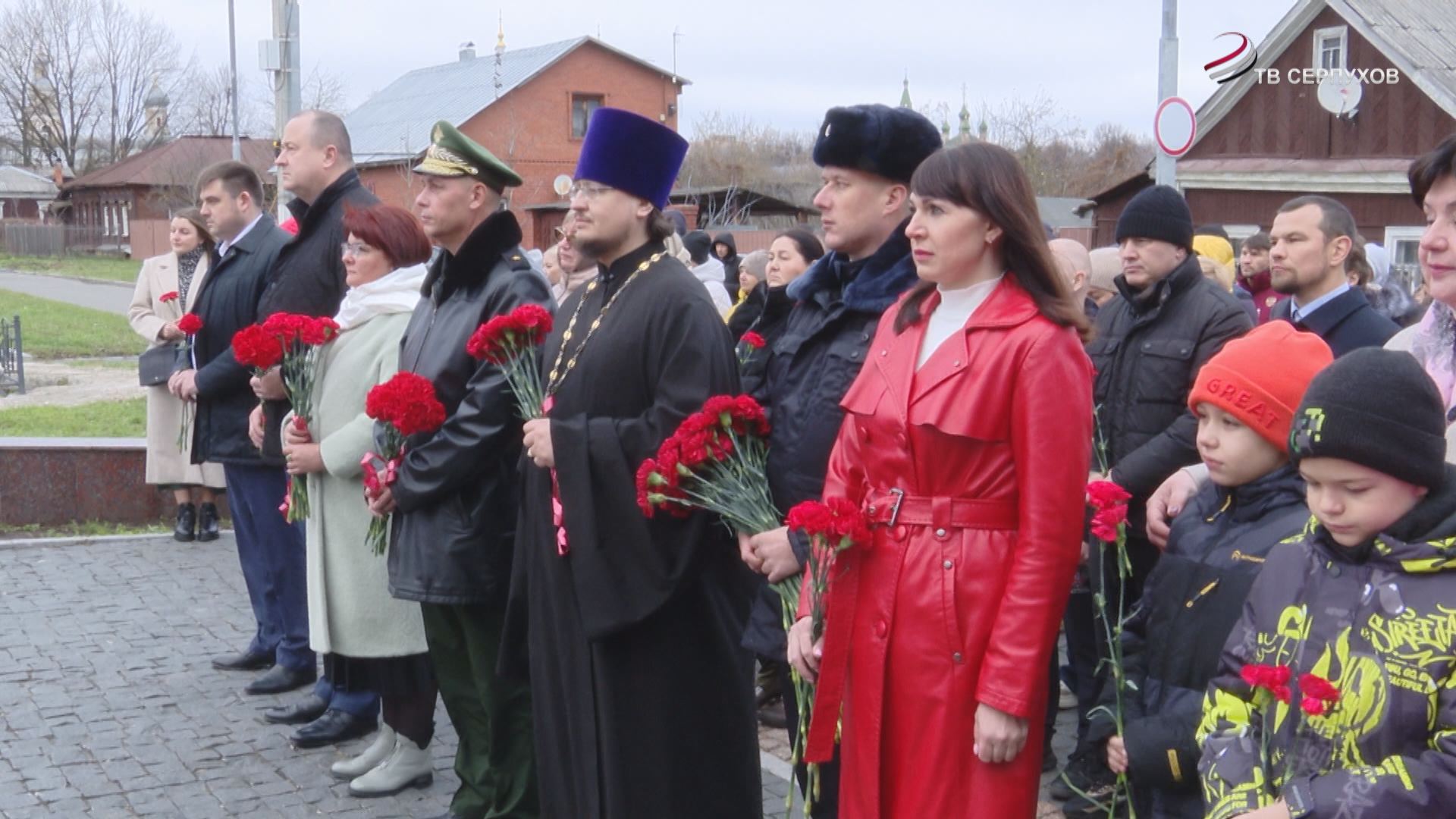 В рамках Чемпионата России по боксу в Серпухове почтили память героев Отечества