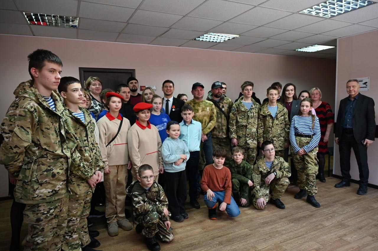 Молодежь Серпухова встретилась с участниками СВО