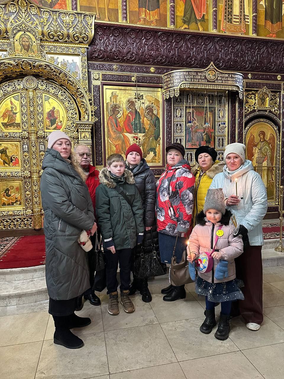 Семьи участников СВО посетили Владычний женский монастырь в Серпухове