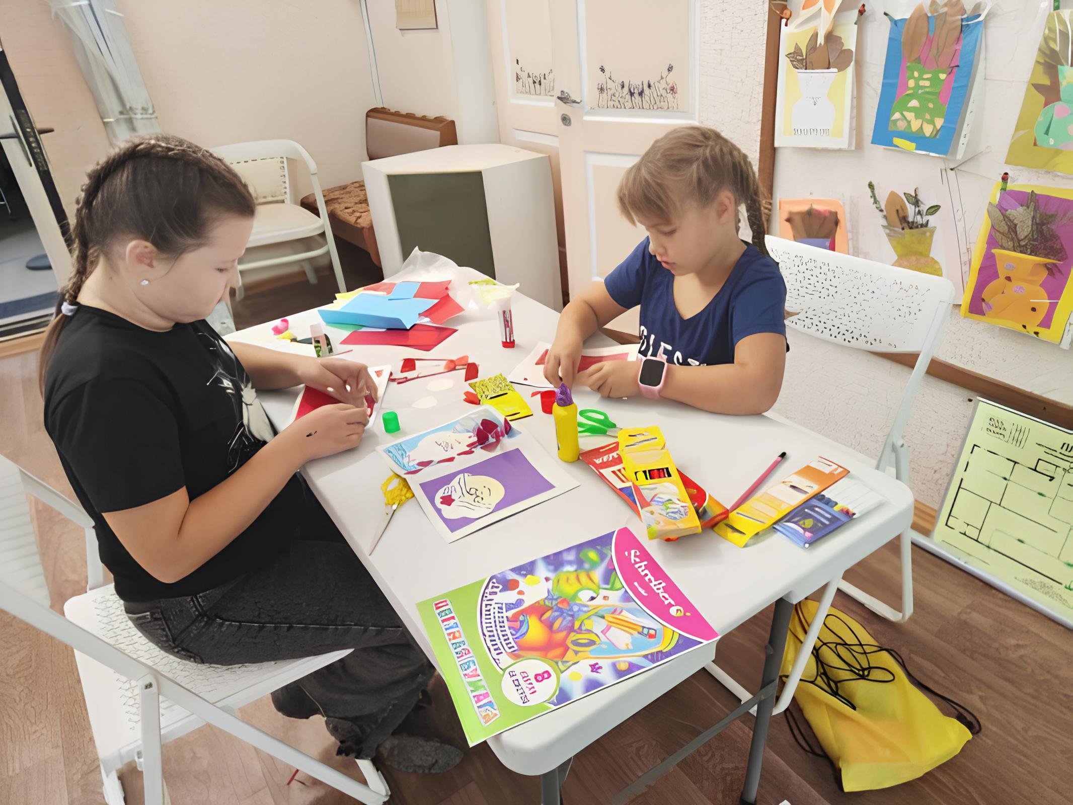 Открытки ко Дню бабушек и дедушек изготовили юные жители деревни Васильевское Открытки ко Дню бабушек и дедушек изготовили юные жители деревни Васильевское