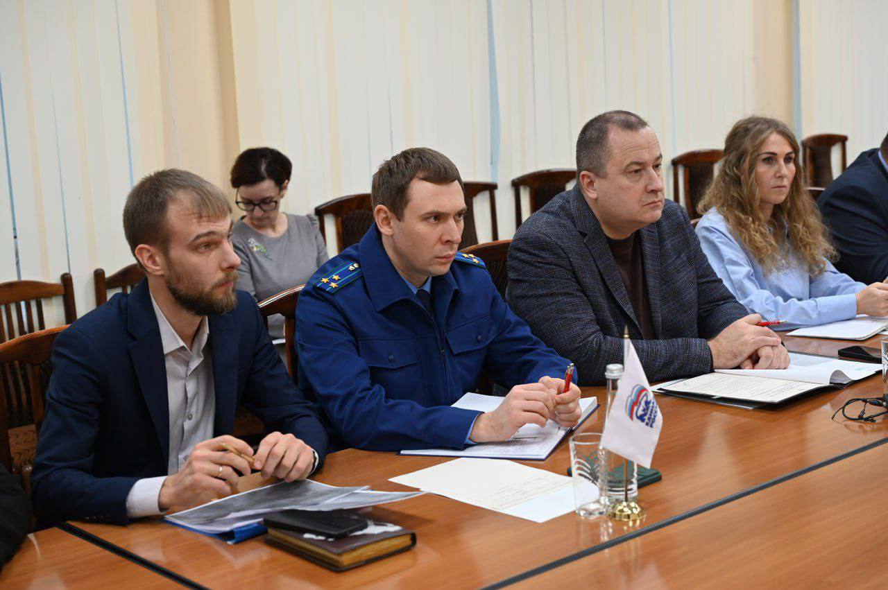 Личный прием граждан провёл Глава Серпухова совместно с городским прокурором 