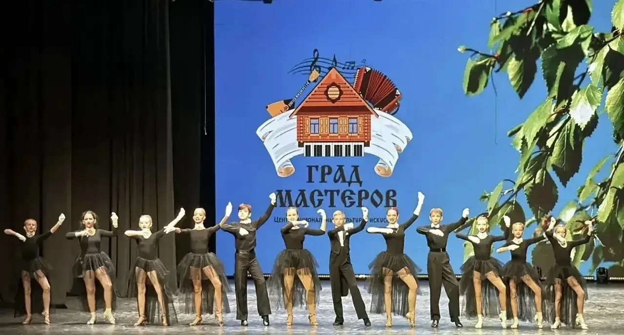 Творческие коллективы Серпухова приняли участие в IX Международном фестивале‑конкурсе национальных культур и искусств «Карусель Земля»