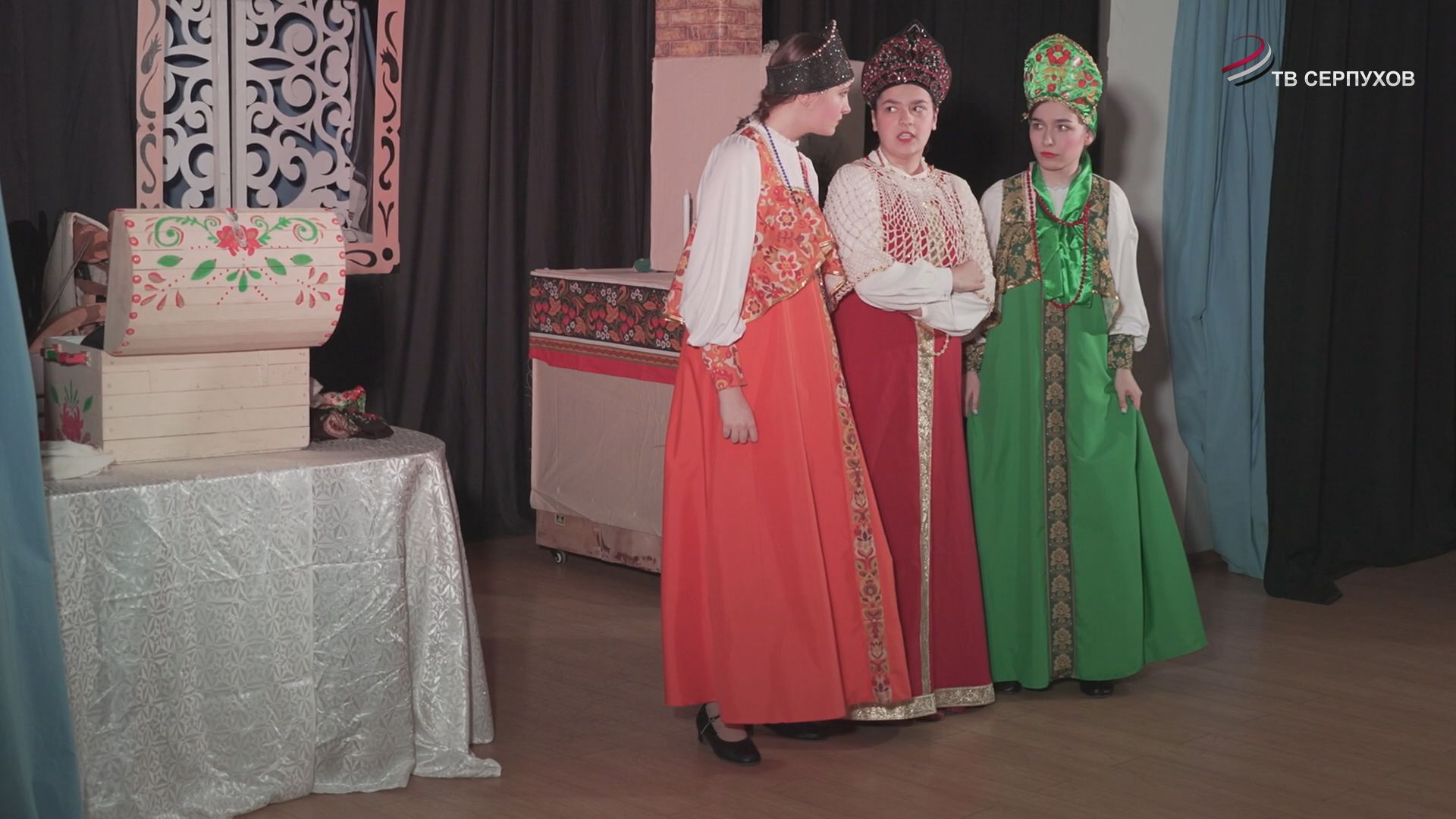 В Серпухове показали спектакль «Василиса против тьмы»