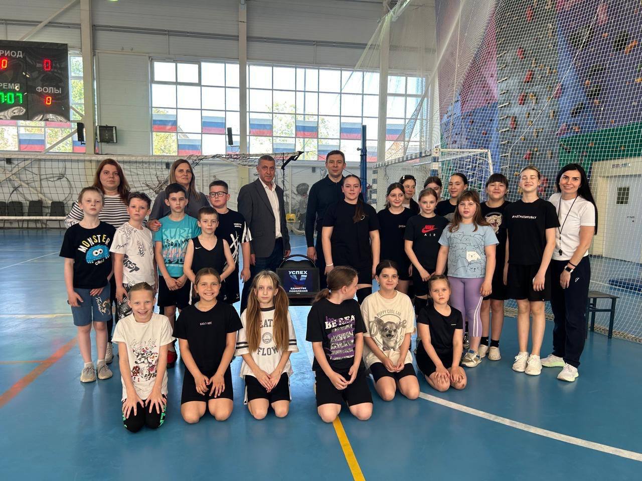 Спортсмены СШ «Русский медведь» в Серпухове приняли участие во Всероссийской патриотической акции