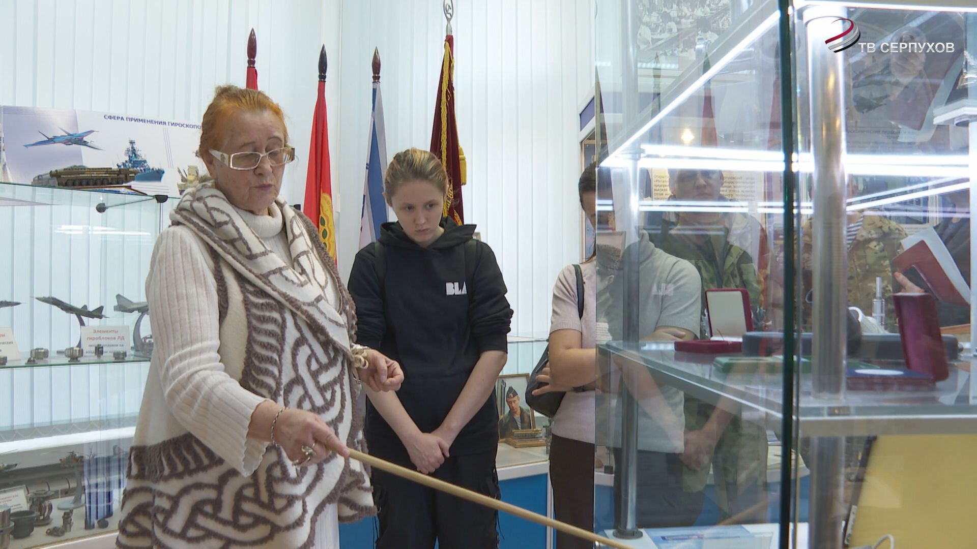 В Серпухове на заводе «Металлист» провели экскурсию для семей участников СВО