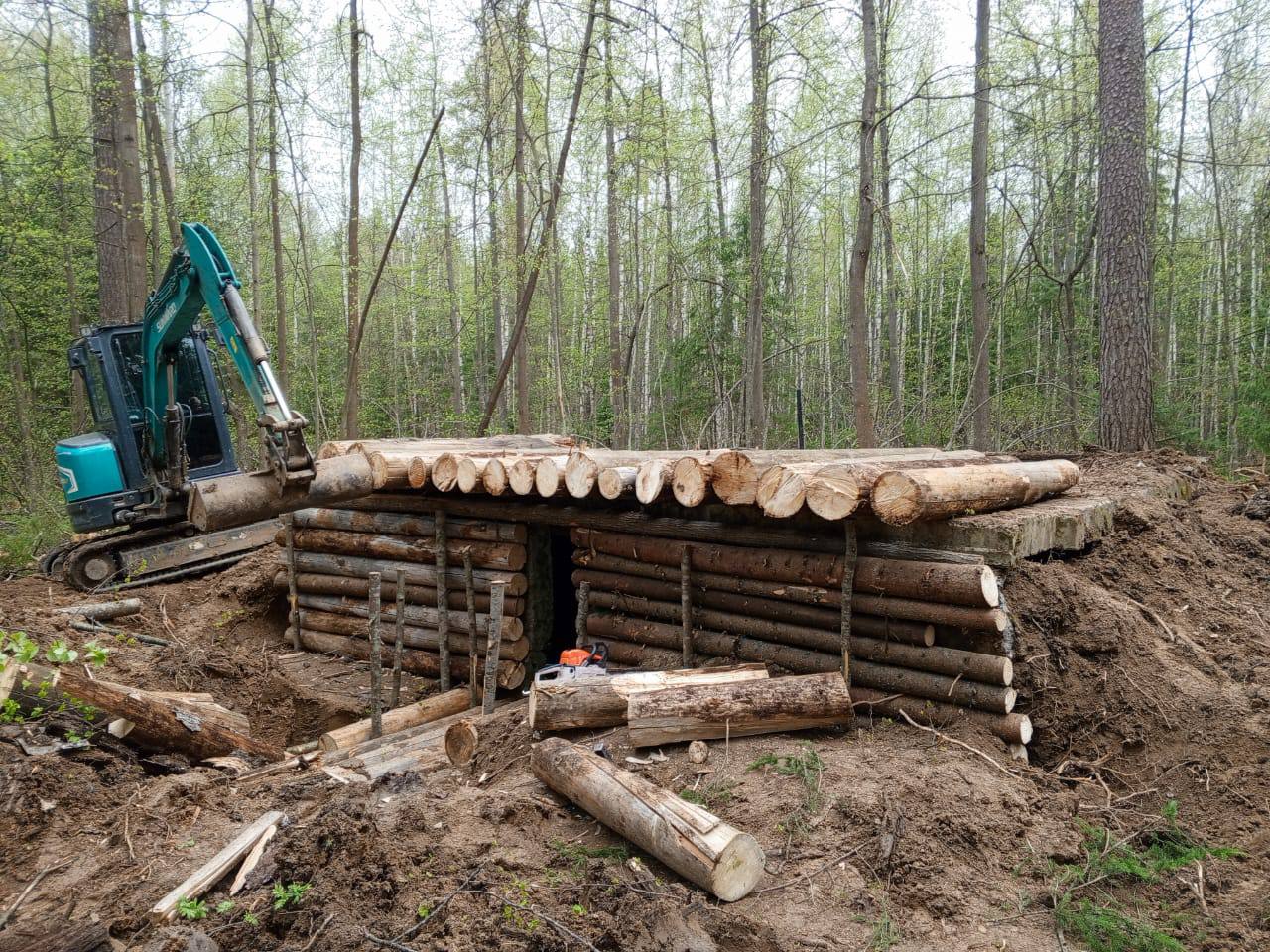 В Городском округе Серпухов продолжается реконструкция землянки партизанского отряда «Смерть фашизму»
