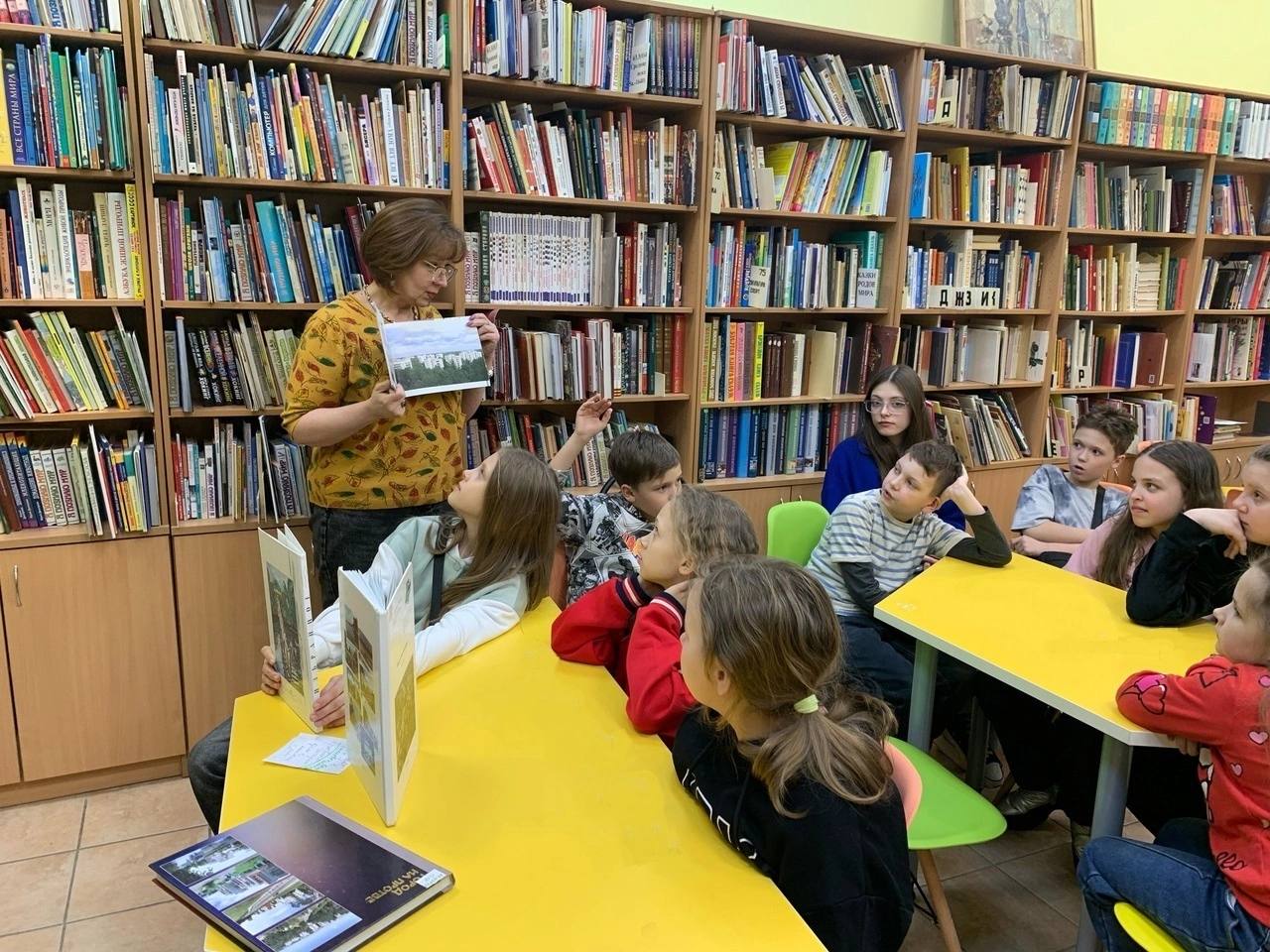 Школьникам Протвино рассказали о Юрии Гагарине, именем которого в городе названа улица 