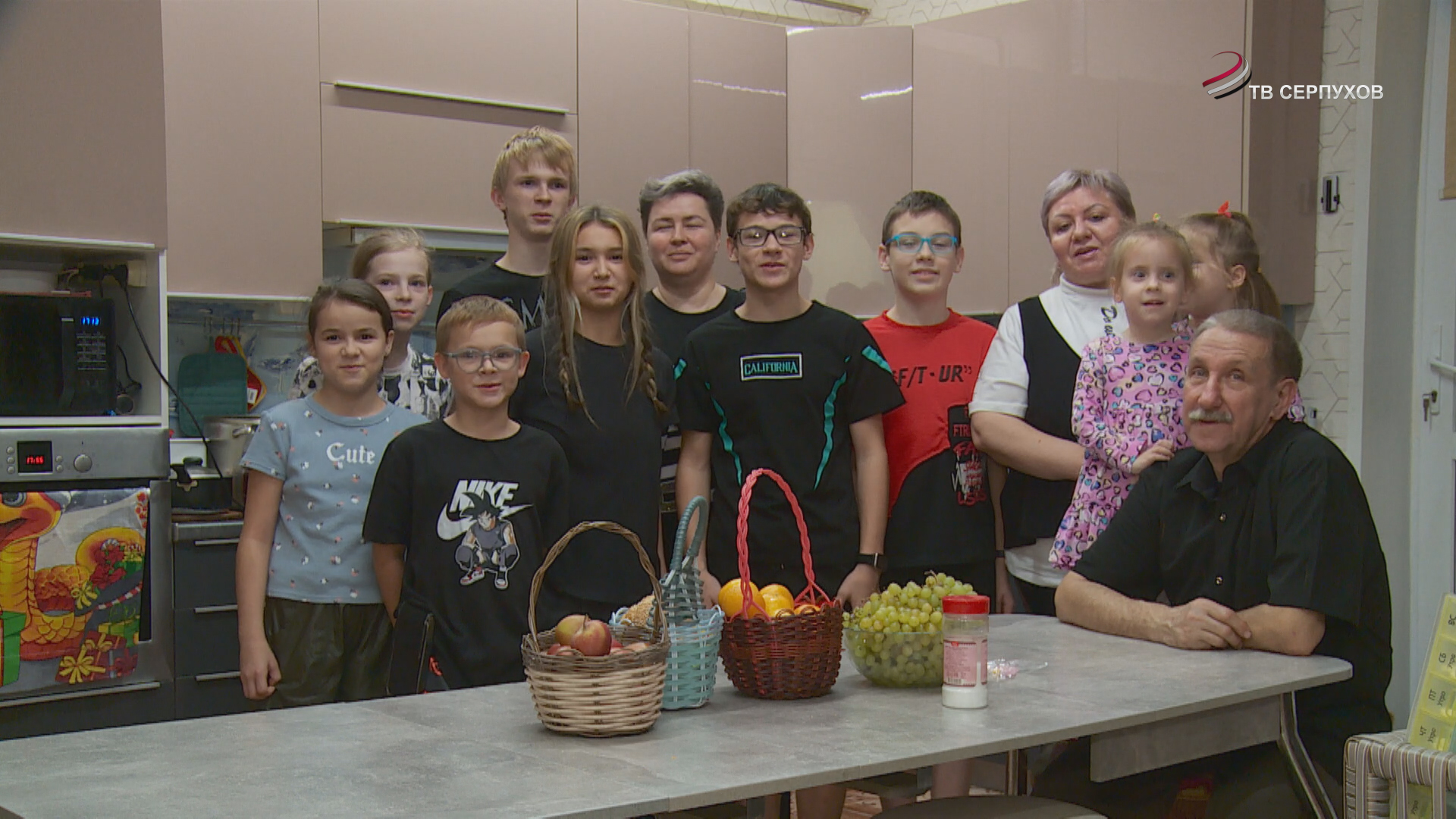 В Серпухове – более 100 приемных семей