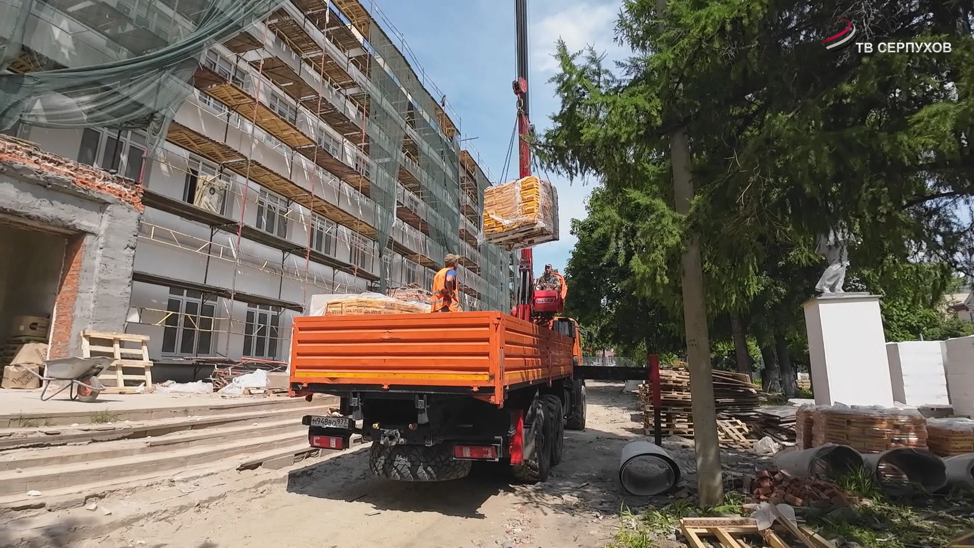 В Серпухове прошел обход строительных объектов