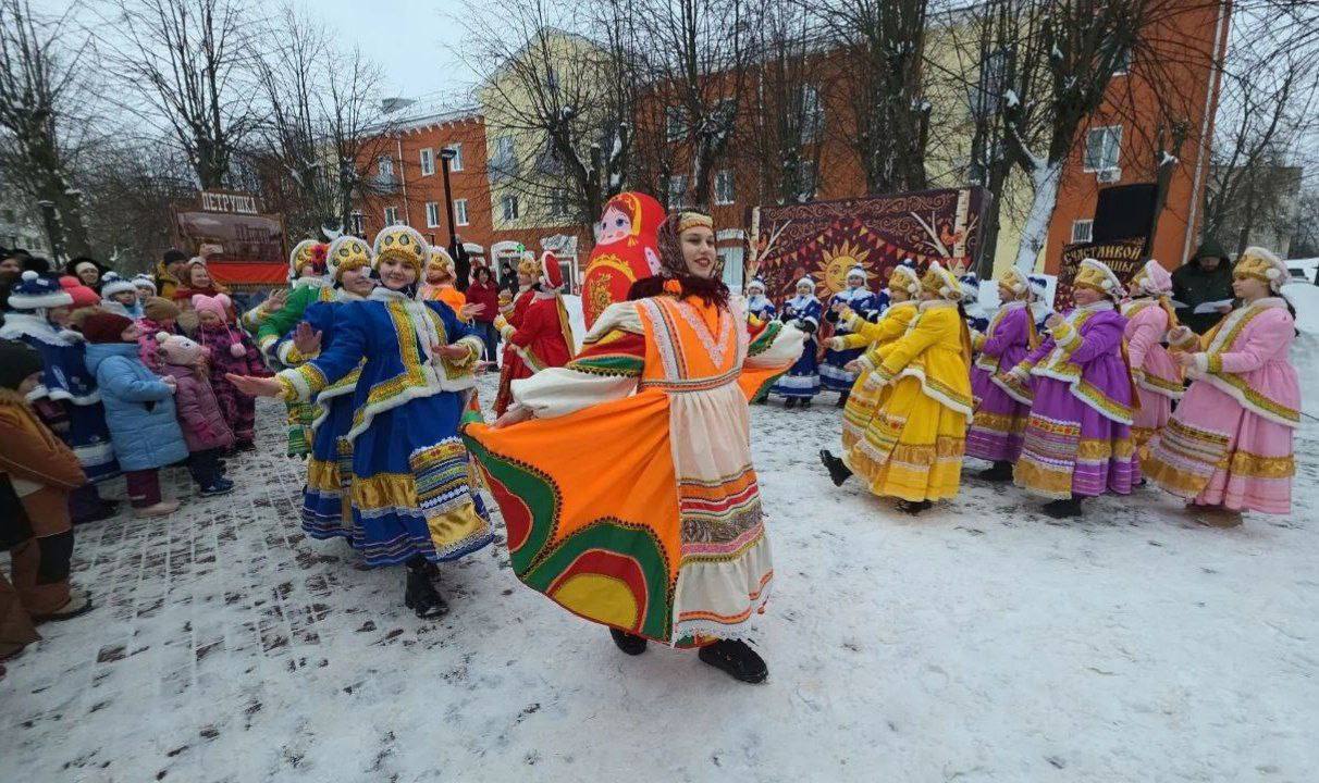 Серпуховичи отпраздновали Масленицу в старинном микрорайоне города