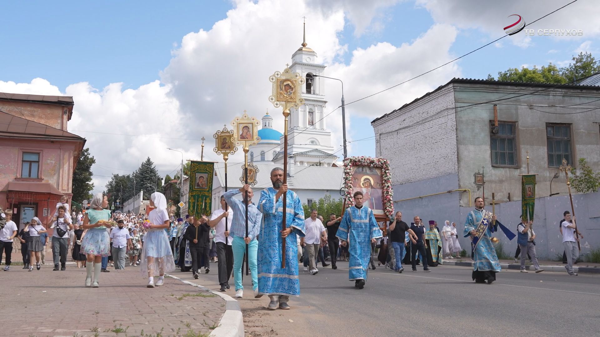 Крестный ход с иконой Божией Матери «Взыскание погибших» прошёл в Серпухове