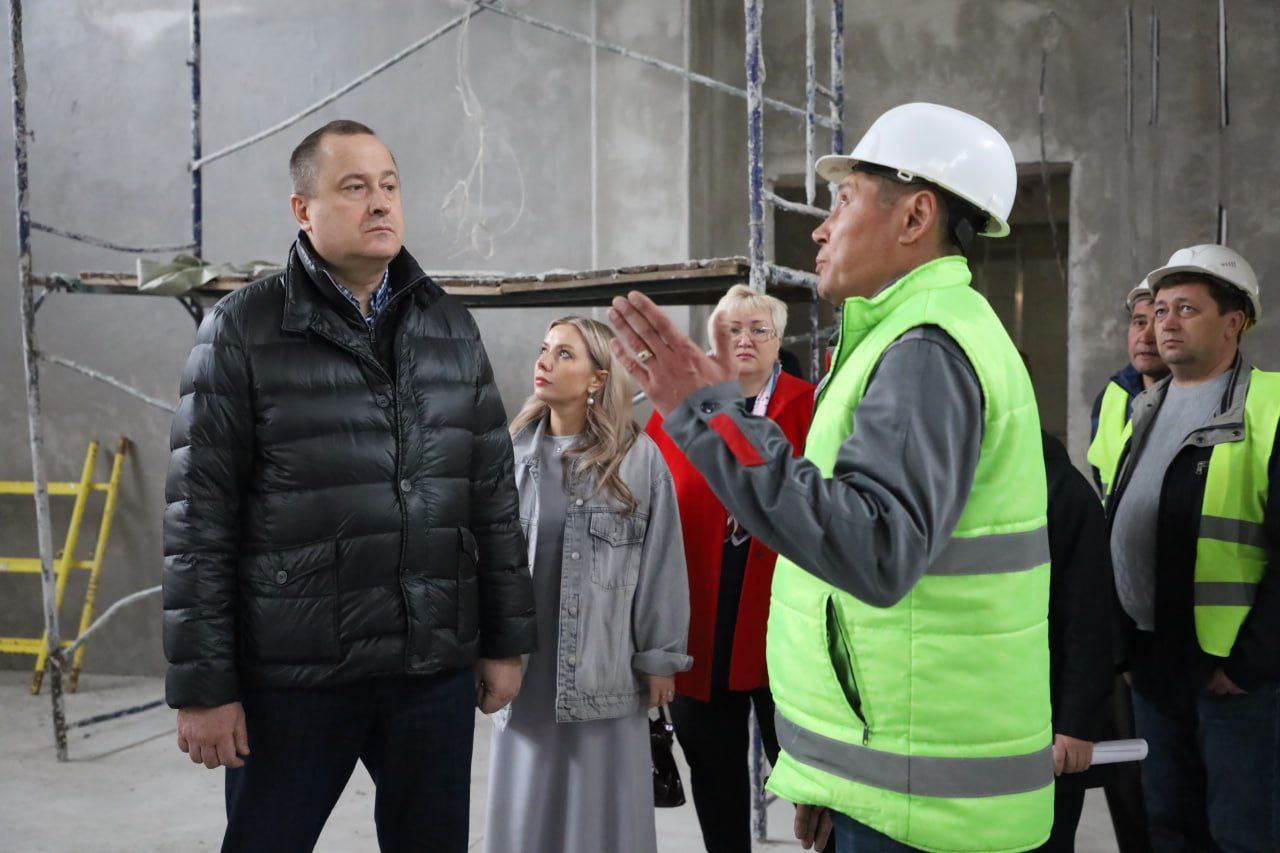 В 11-й школе в Серпухове продолжаются работы по капремонту