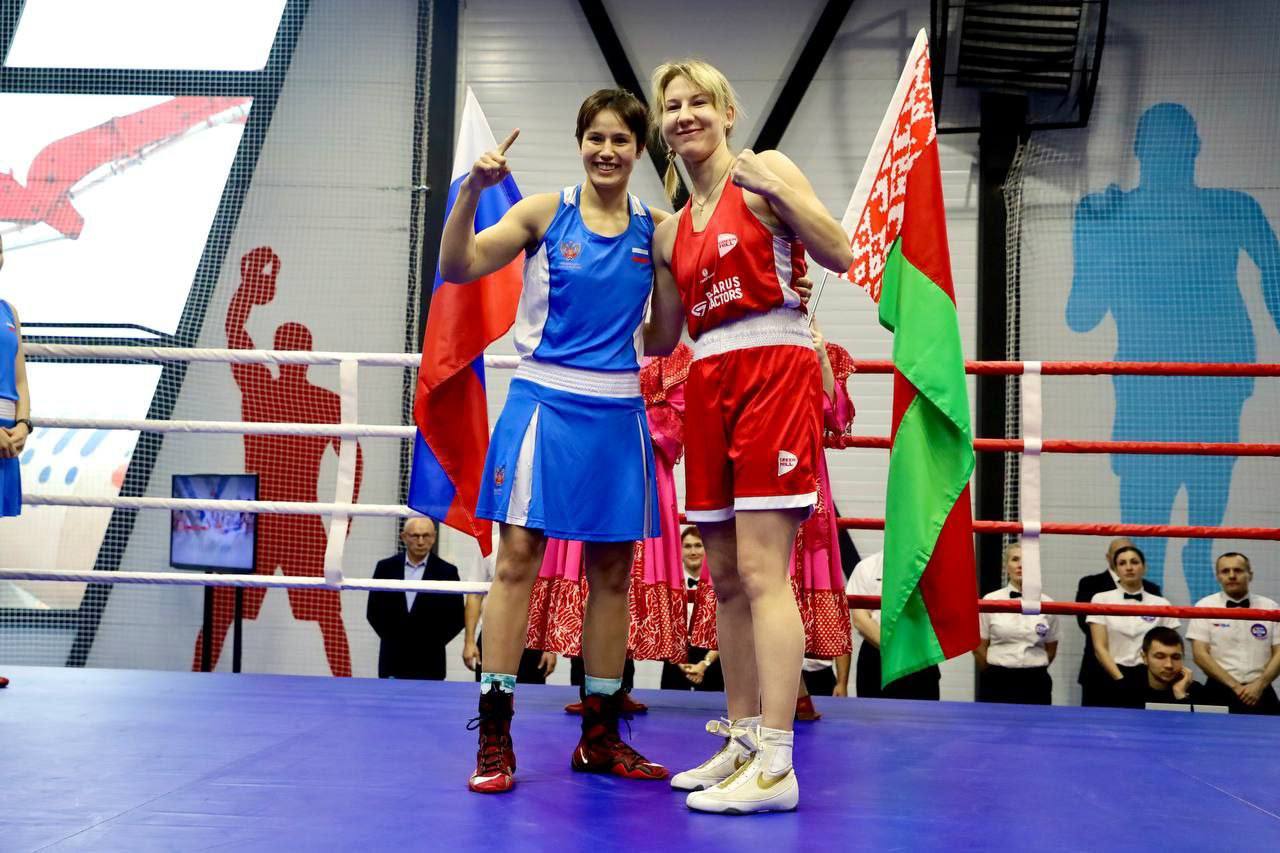 В Серпухове открыли серию матчевых встреч сборных команд по женскому боксу