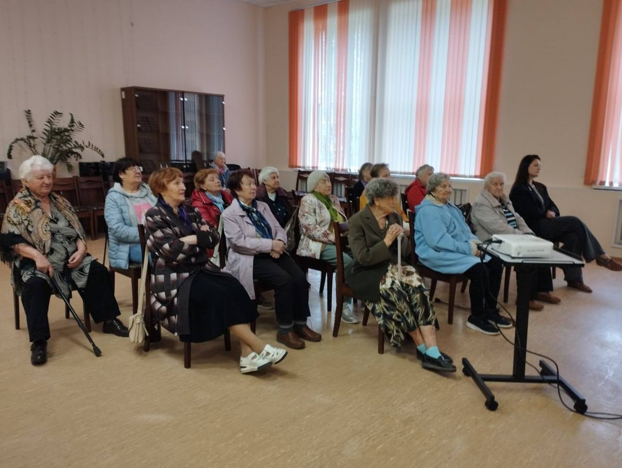 Музыкальный час «Песня сражается» прошел в серпуховской библиотеке 