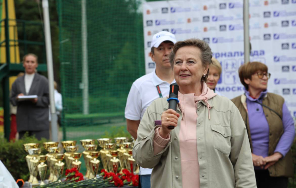 Председателя Союза журналистов Подмосковья Наталью Чернышову поздравили с юбилеем 