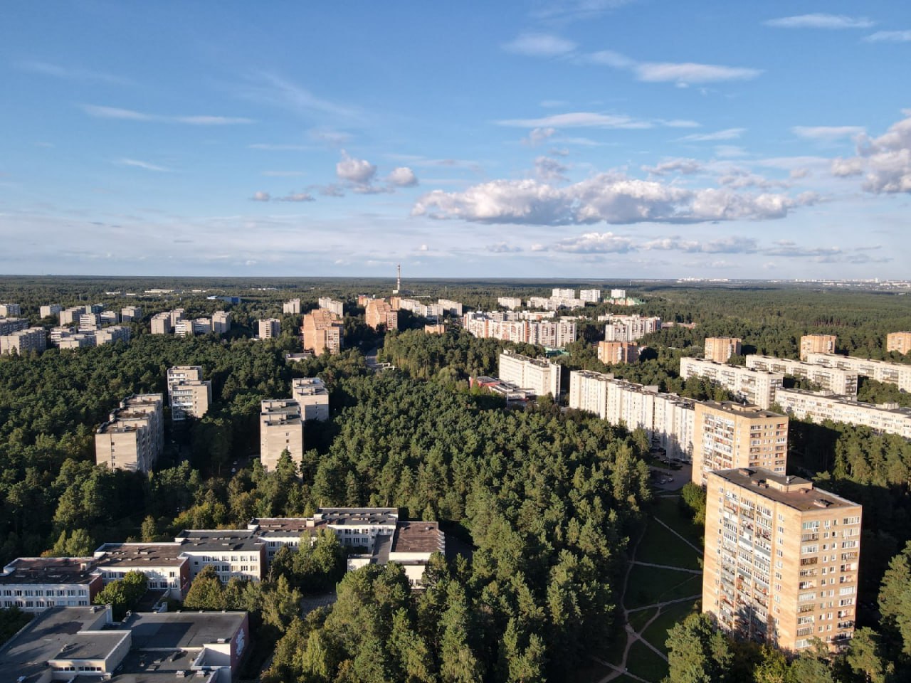 В Серпухове продолжается реализация программы «Светлый город»  