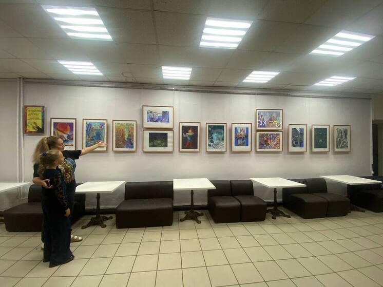 Выставка работ учащихся Детской художественной школы им. А. А. Бузовкина на тему музыки открылась в Серпухове