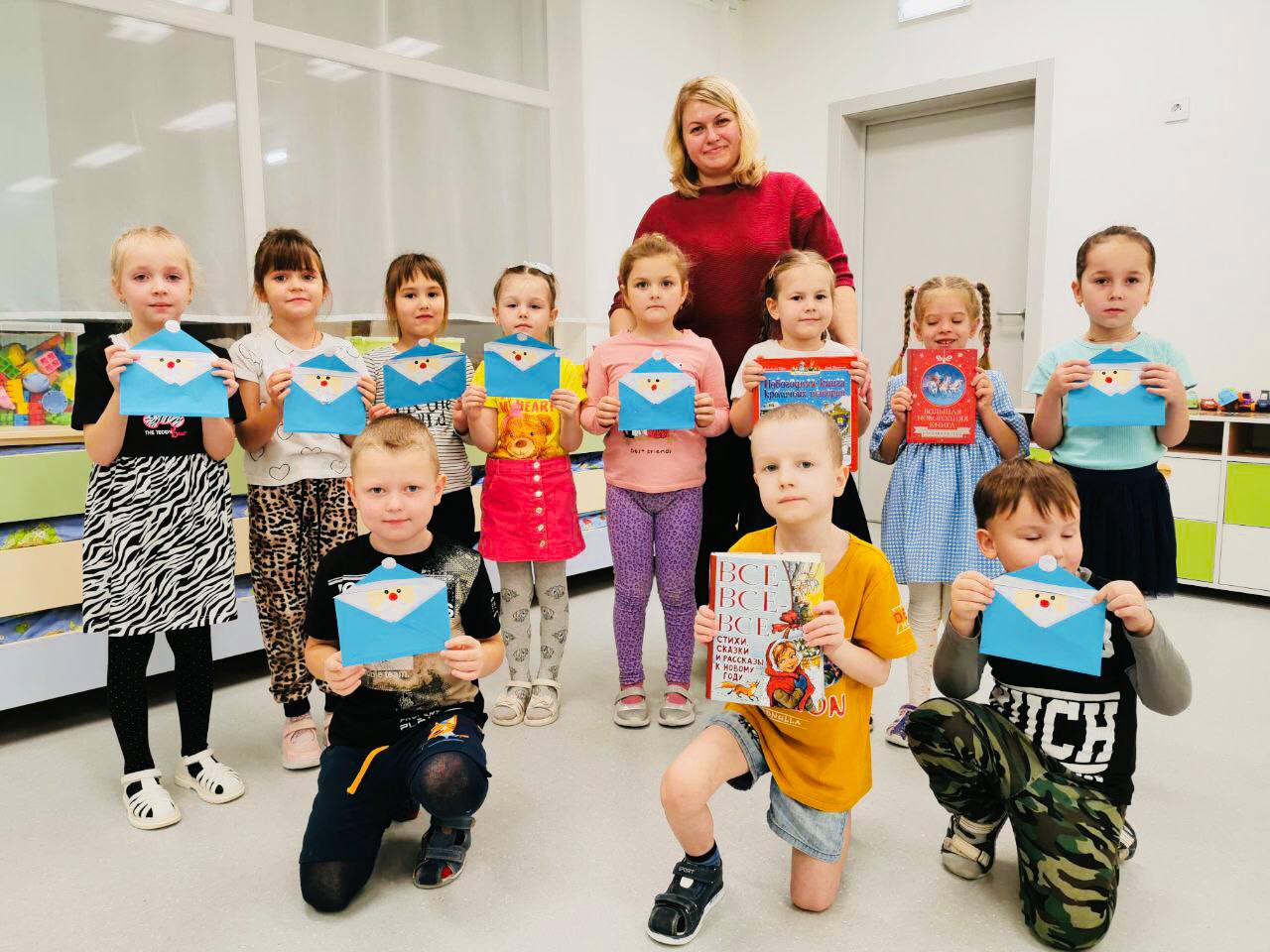 Юные серпуховичи отметили День написания писем Деду Морозу