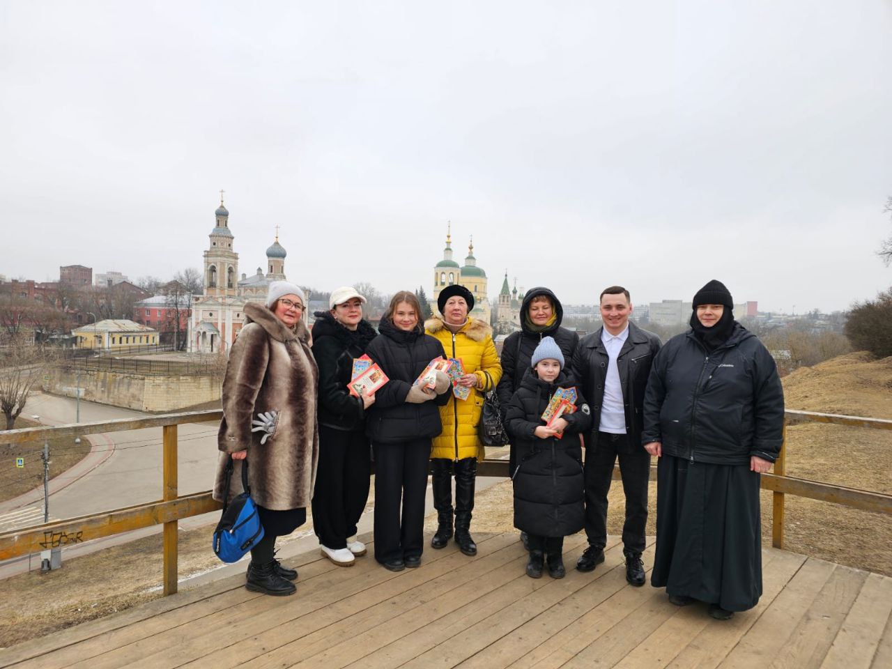Экскурсию по Соборной горе провели в Серпухове для семей участников СВО