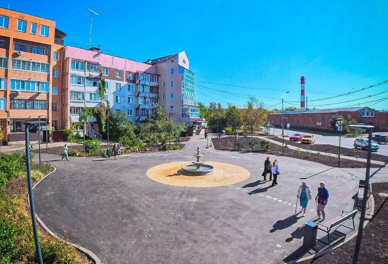 Работы по благоустройству пешеходной зоны в микрорайоне Ивановские дворики подходят к завершению