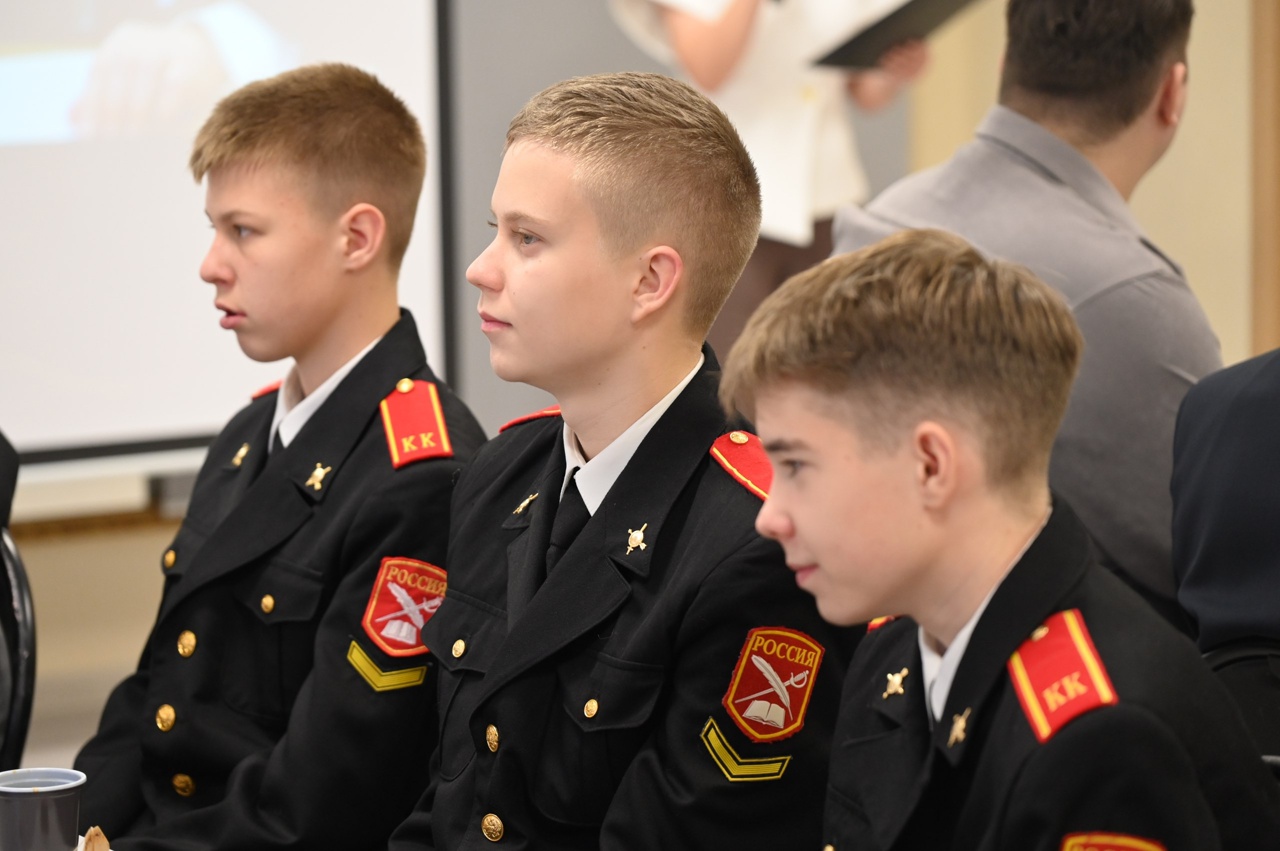 Профориентационное мероприятие «Мой папа – герой!» провели в Серпухове