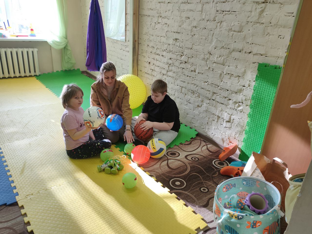 Серпуховское отделение партии «Единая Россия» продолжает принимать участие в акции «Добрые дела»