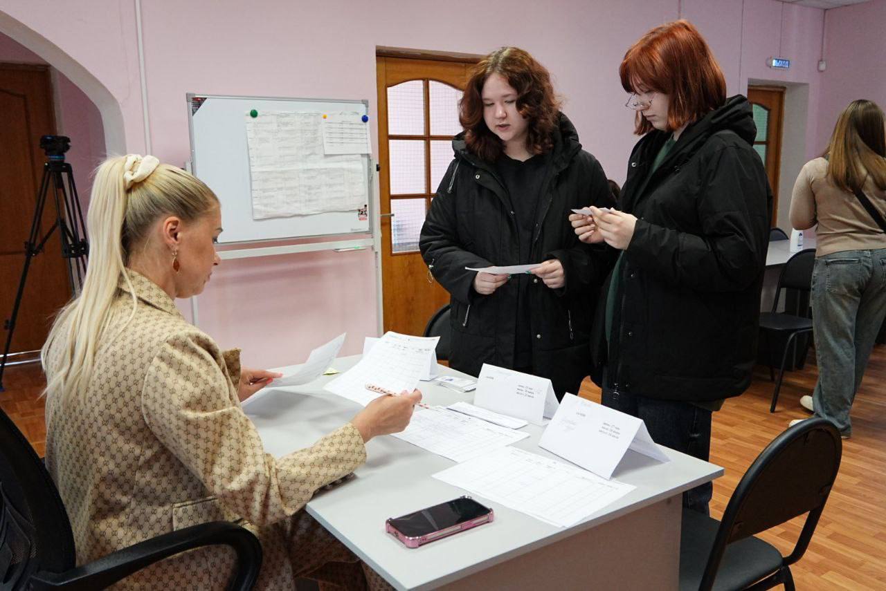 В Центре по профориентации в Серпухове прошла ярмарка рабочих мест. 
